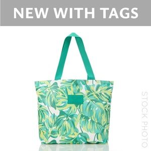 ALOHA Collection Day Tripper